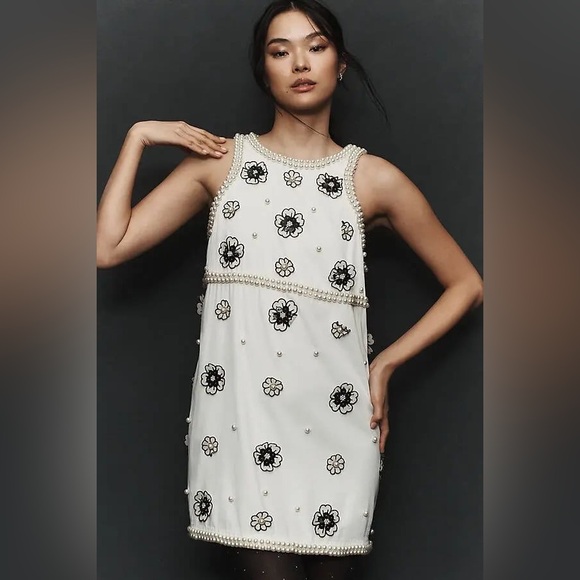 Maeve Dresses & Skirts - Maeve‎  Womens Extra Small Floral Pearl Sleeveless Embellished Shift Mini Dress